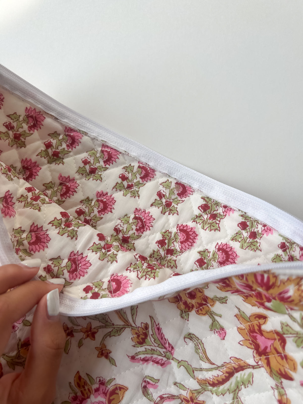 Pochette d'ordinateur "Lila"