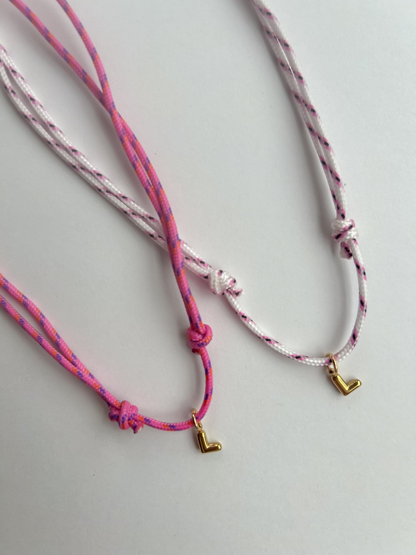 Collier initiale "L"