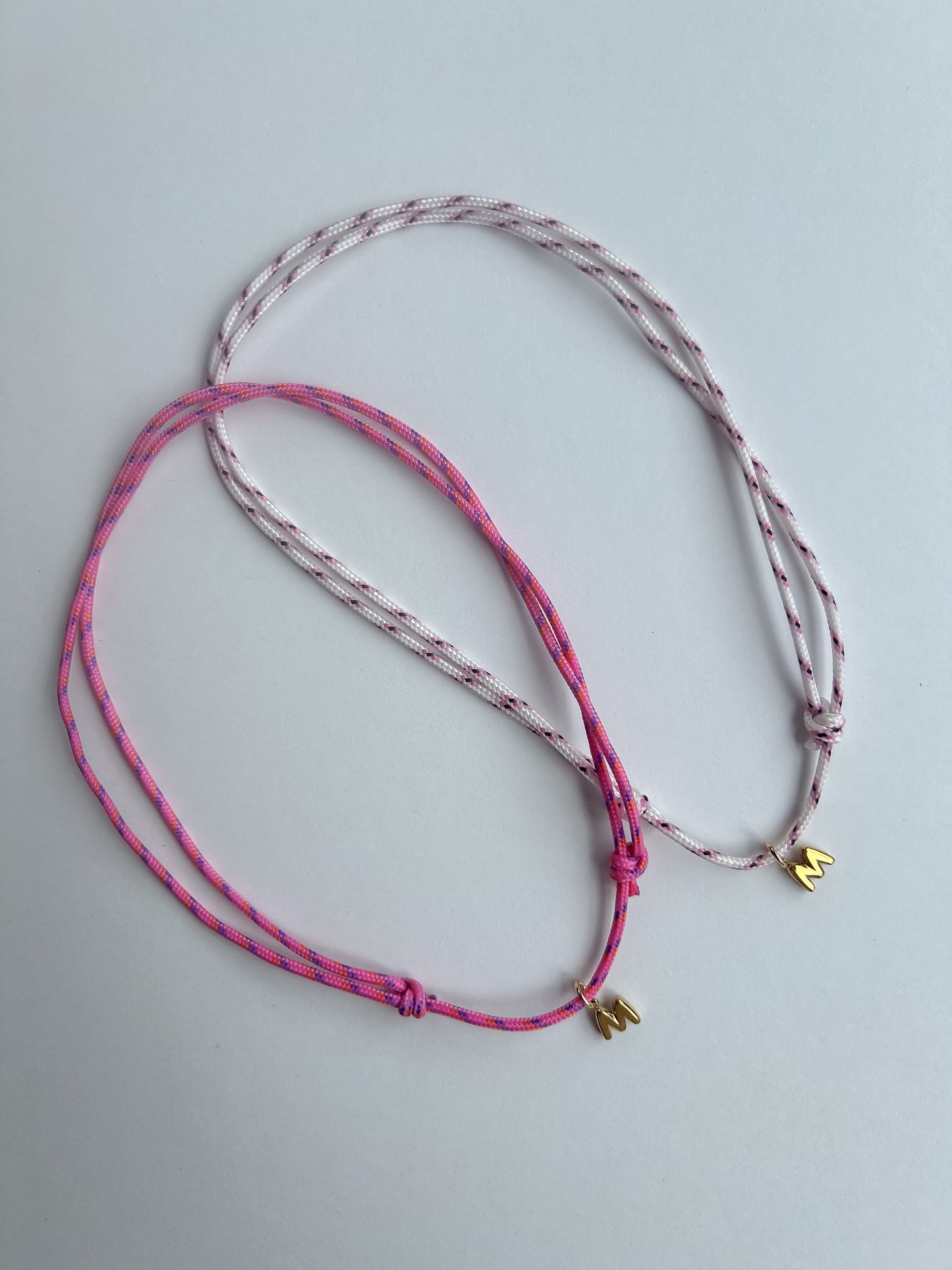 Collier initiale "M"