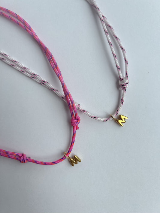 Collier initiale "M"