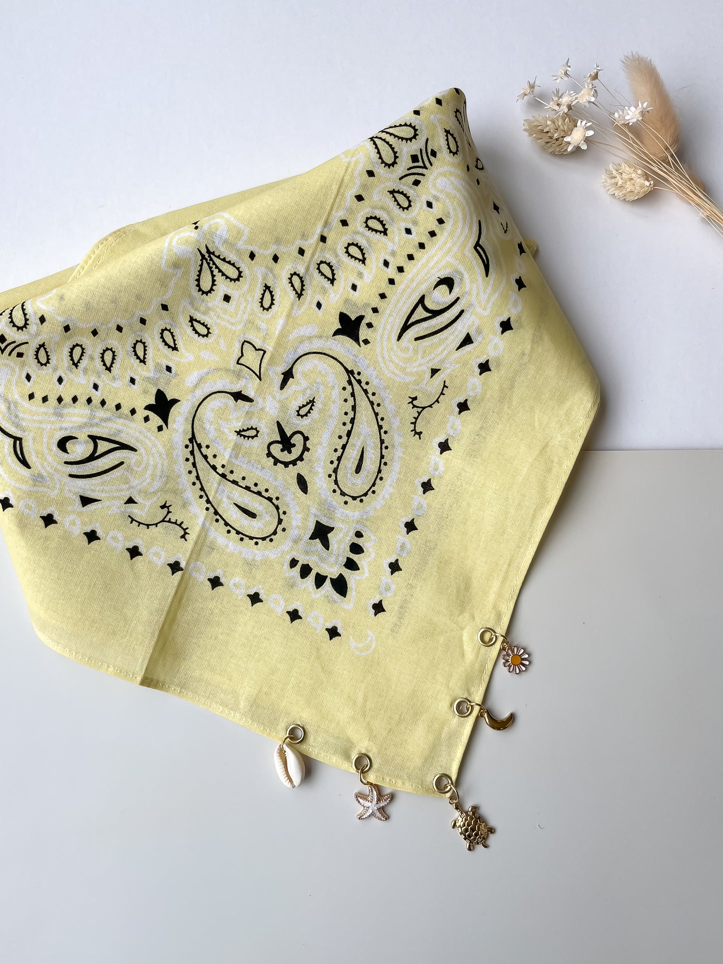 Bandana charms "Jaune n°1"